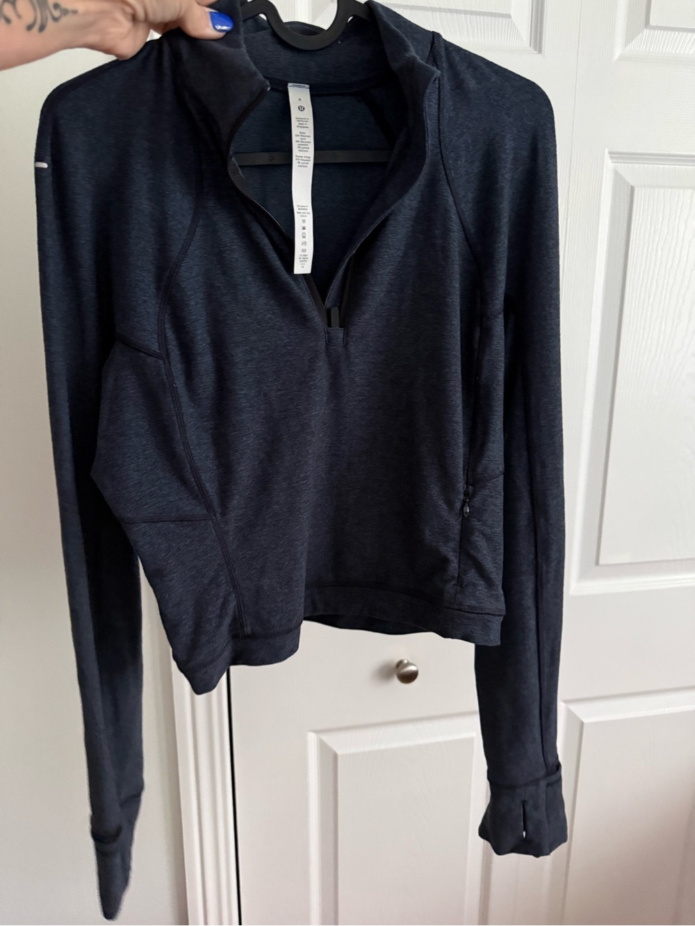Lululemon Women's Black Quarter-Zip Performance Top navy color